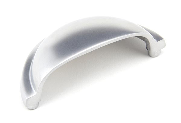 Regency Concealed Drawer Pull