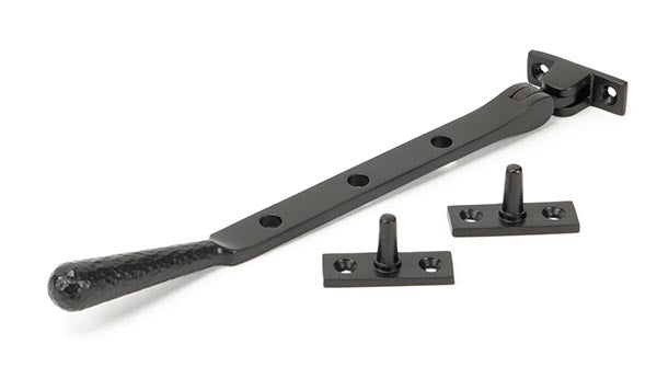 8" Hammered Newbury Stay