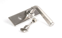 Avon Lever Bathroom Set