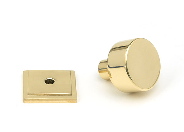 25mm Kelso Cabinet Knob Square Rose
