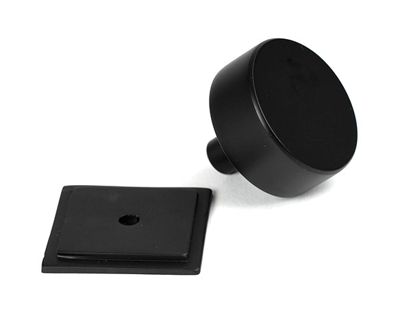 38mm Kelso Cabinet Knob Square Rose