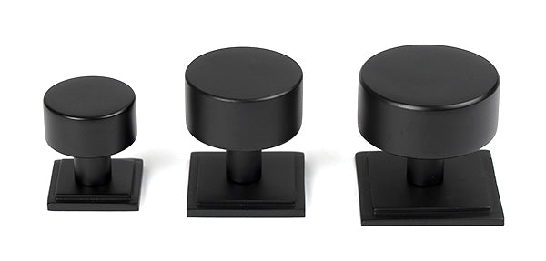 38mm Kelso Cabinet Knob Square Rose
