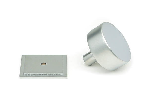 38mm Kelso Cabinet Knob Square Rose