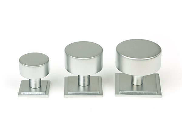 38mm Kelso Cabinet Knob Square Rose