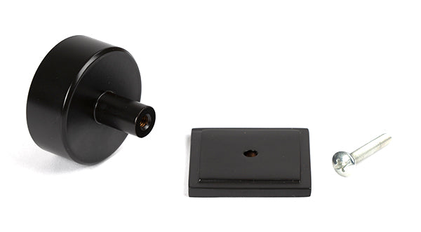 38mm Kelso Cabinet Knob Square Rose