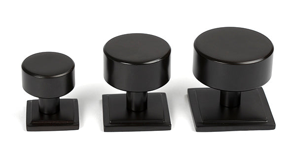 38mm Kelso Cabinet Knob Square Rose