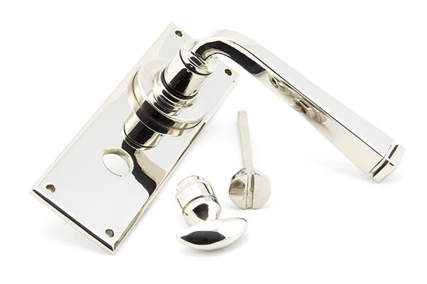 Avon Lever Bathroom Set