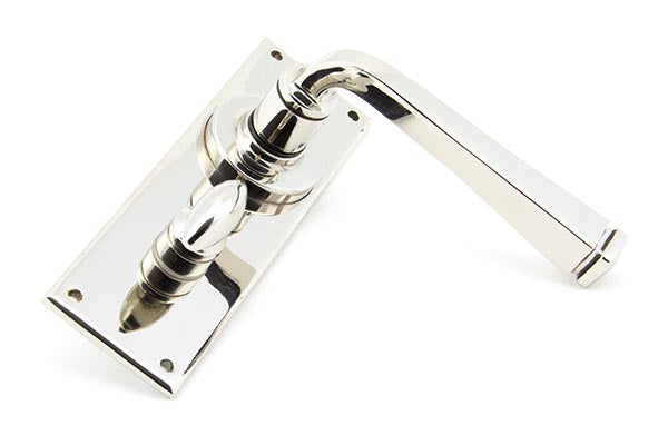 Avon Lever Bathroom Set