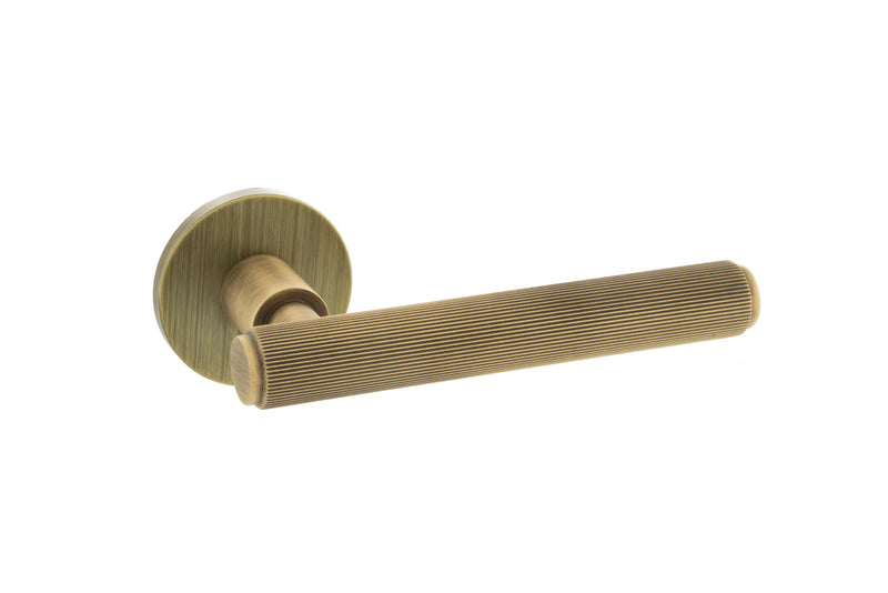 Millhouse Brass Stephenson Knurled Lever Door Handle on 5mm Slimline Round Rose