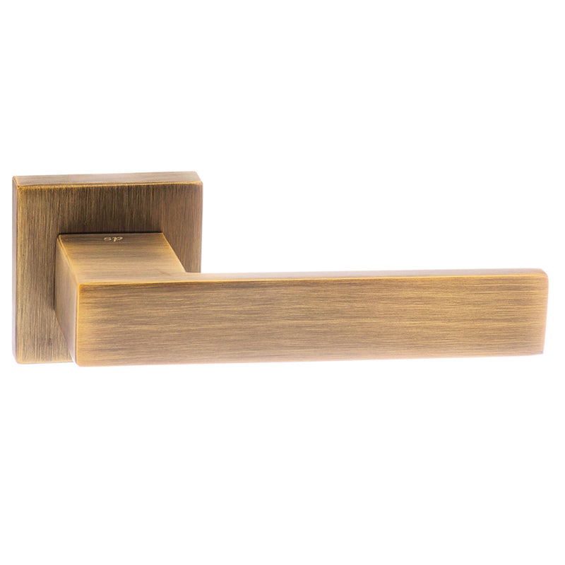 Senza Pari Panetti Lever Door Handle on Flush Square Rose
