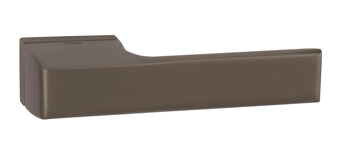 Tupai Rapido RetaLine Panela Lever Door Handle on Long Rose